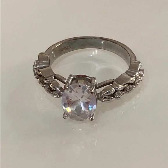 Sterling Silver Ring with Clear Gemstone - Picture 2 of 9